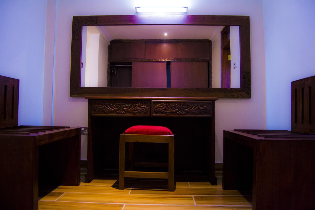 The Vic Hotel كيزيمو المظهر الخارجي الصورة