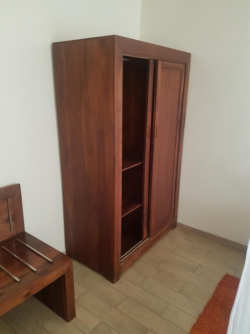 The Vic Hotel كيزيمو المظهر الخارجي الصورة