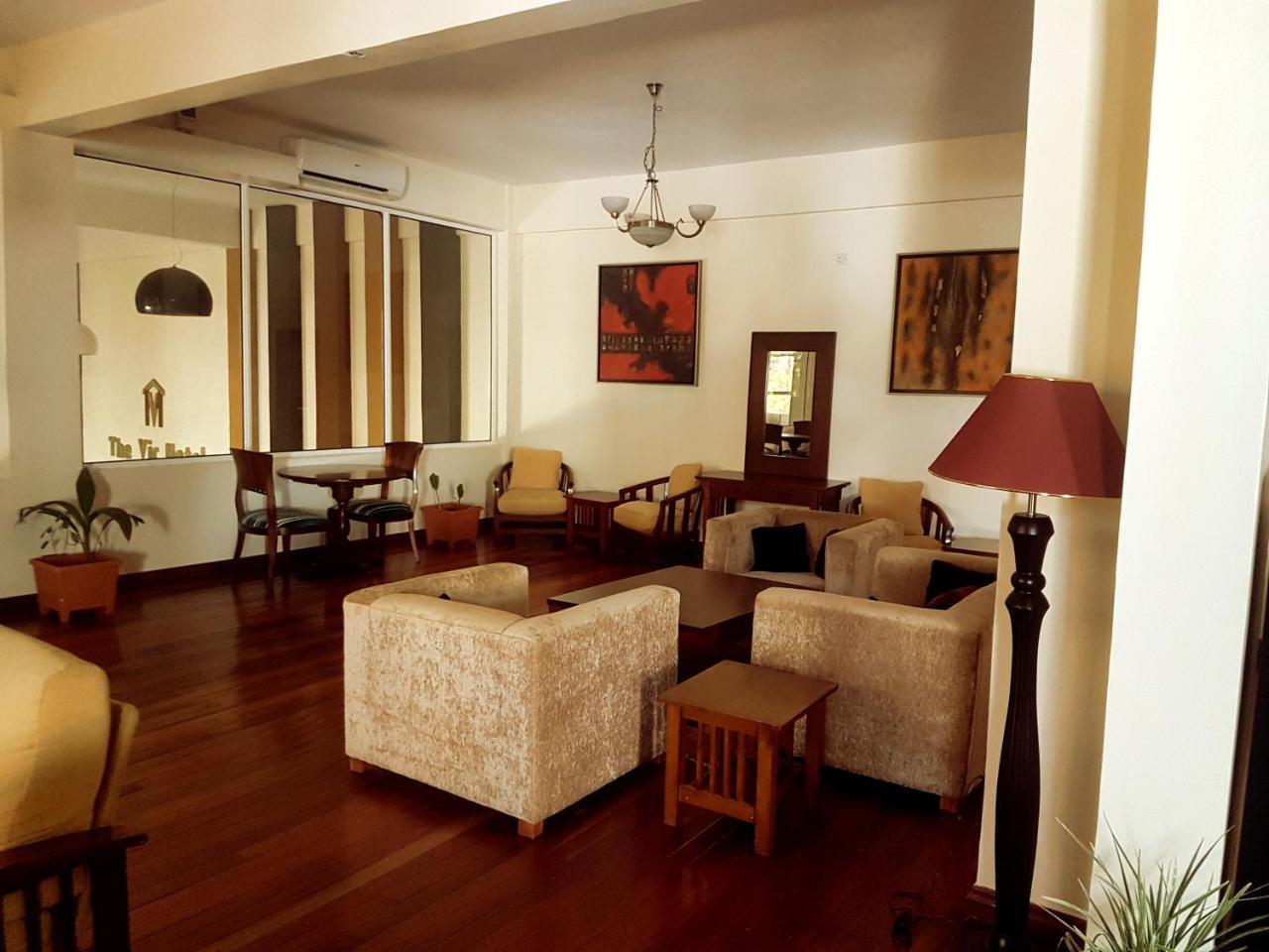 The Vic Hotel كيزيمو المظهر الخارجي الصورة