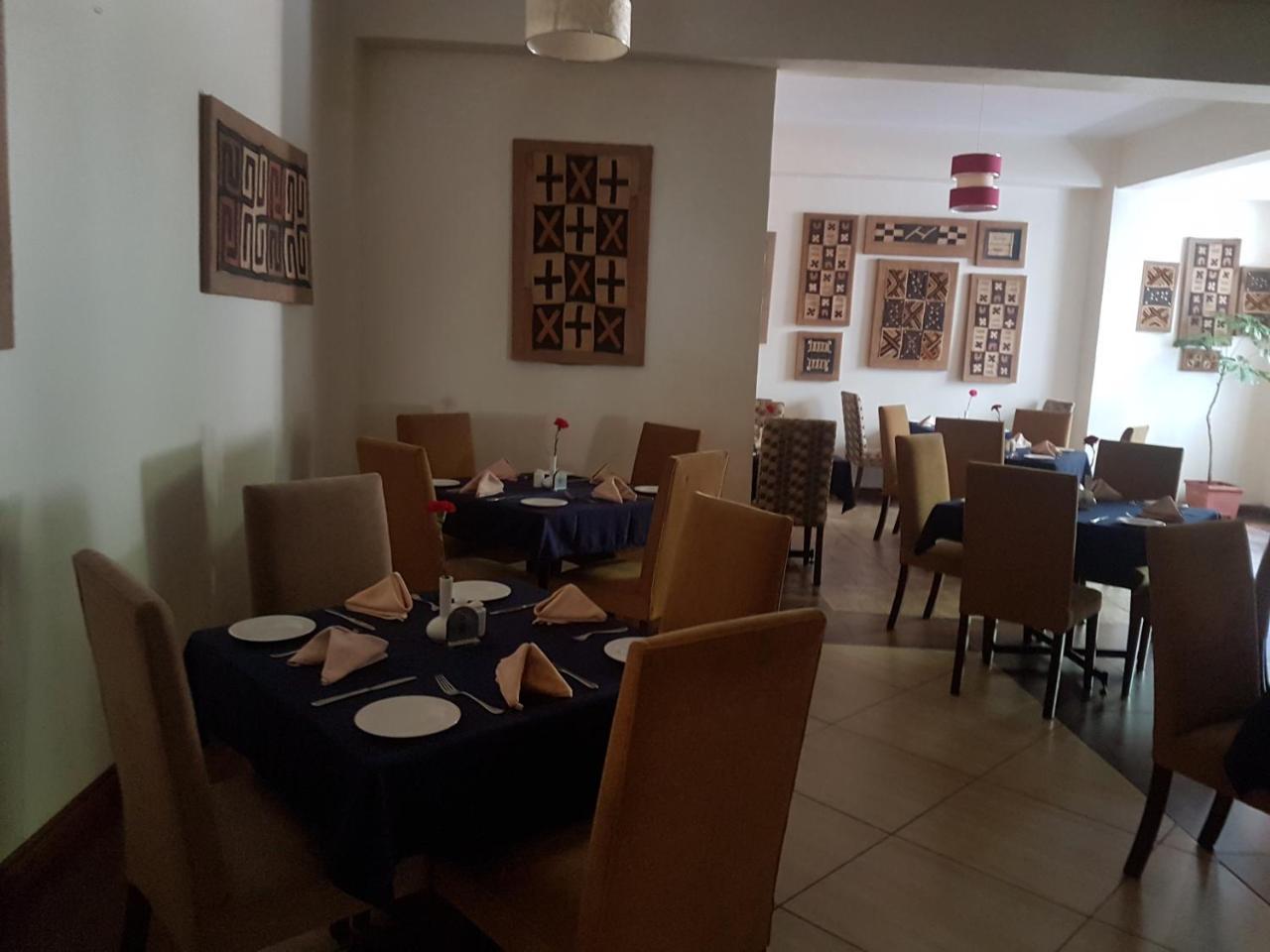 The Vic Hotel كيزيمو المظهر الخارجي الصورة